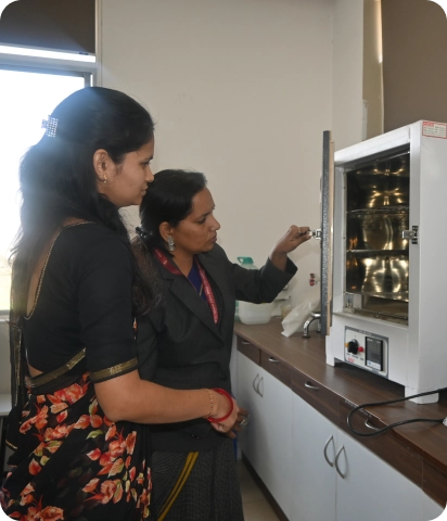 Industry-oriented laboratory sessions