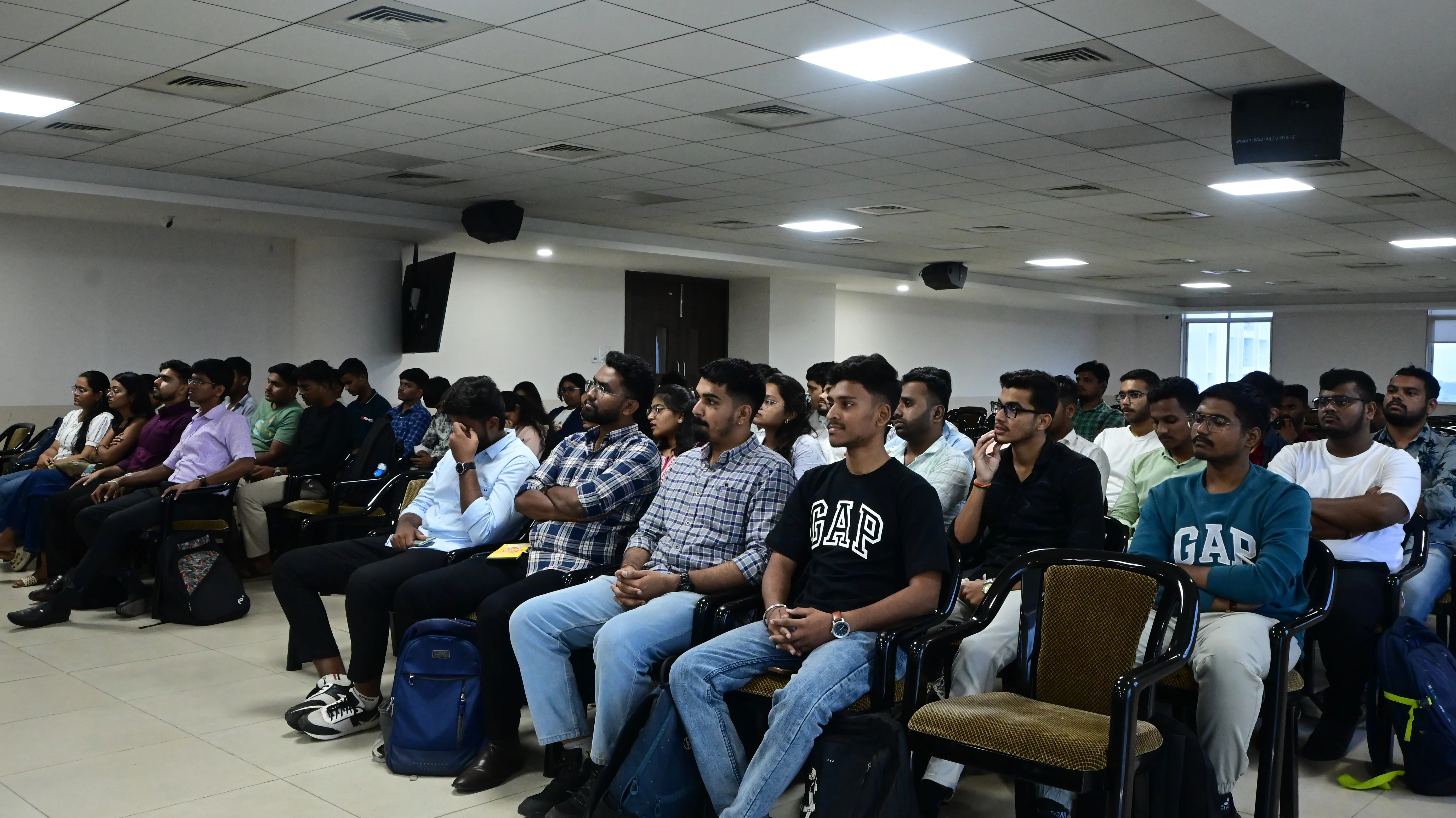 Day 5 of ‘Deeksharambh’ Induction Ceremony 2025 – by Dr. Swapnali Shinde – “Career Prospects of Pharma MBA.” > gallery image 2